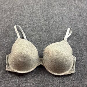 PINK Victoria’s Secret Women’s Wear Everywhere T-shirt lightly lined Grey - 36DD